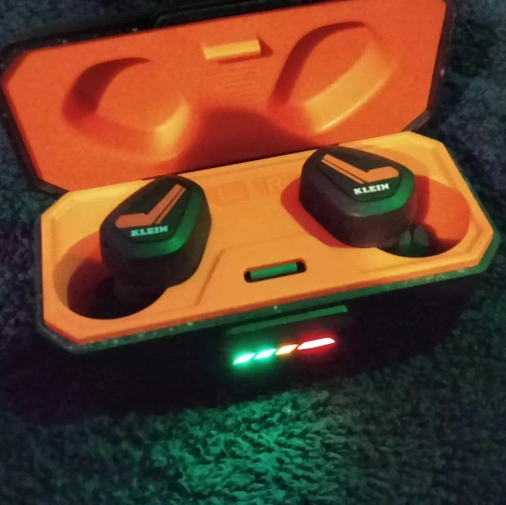 COPY - Klien Tools Bluetooth Earbuds wireless